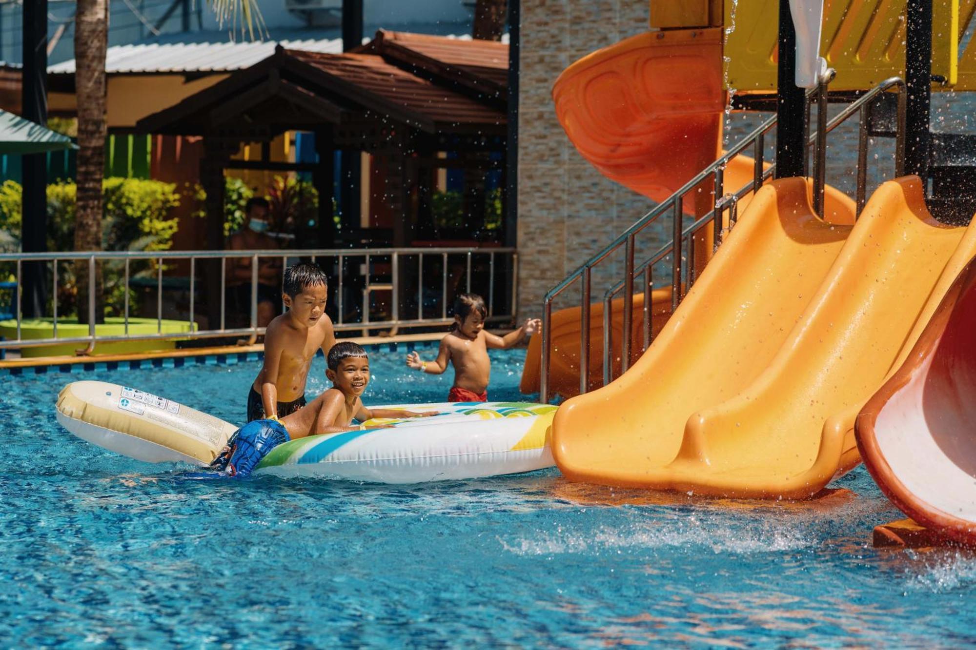 Rawai VIP Villas&Kids Park Esterno foto